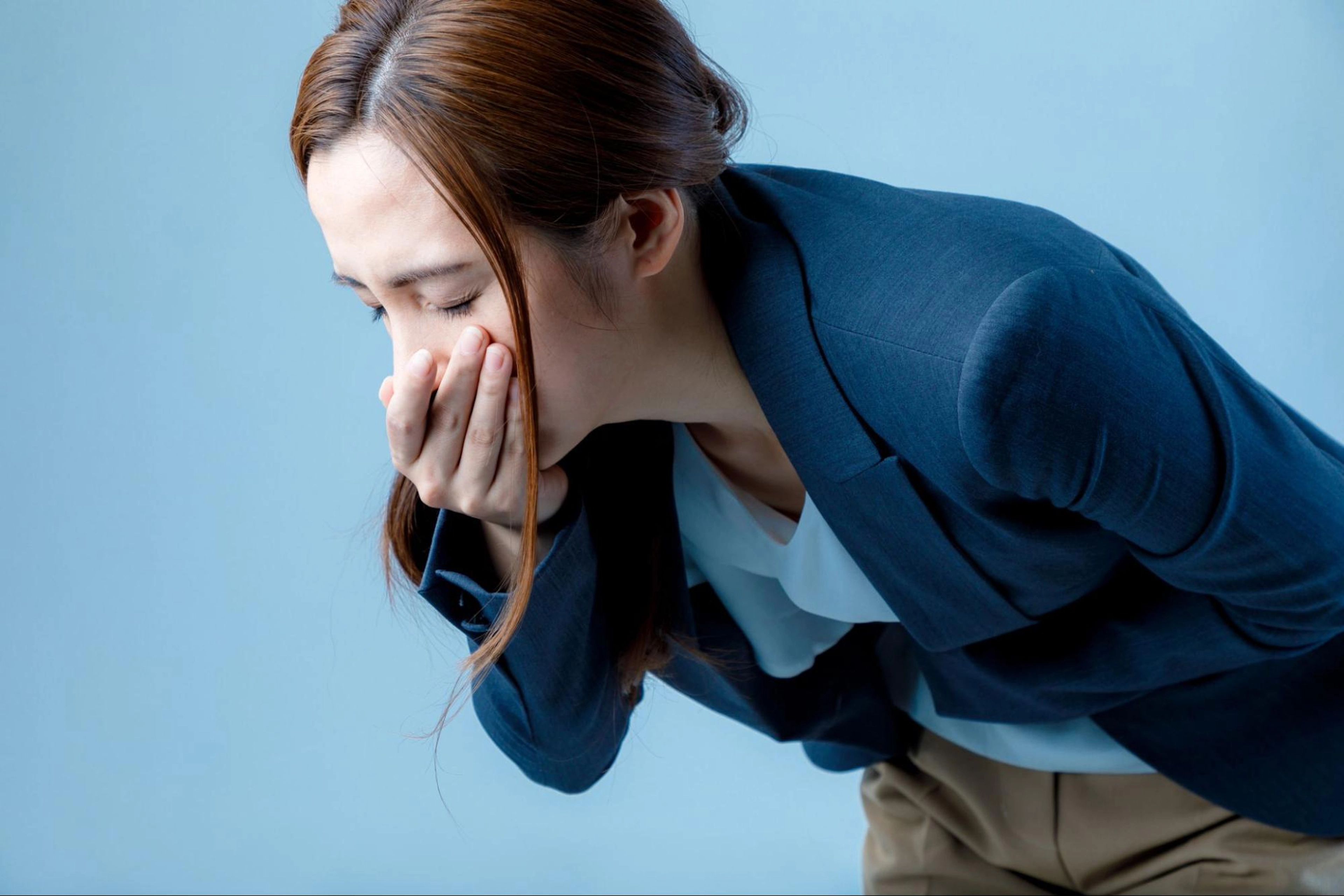 つわりによる吐き気がつらい…妊娠初期にできる対策と緩和方法
