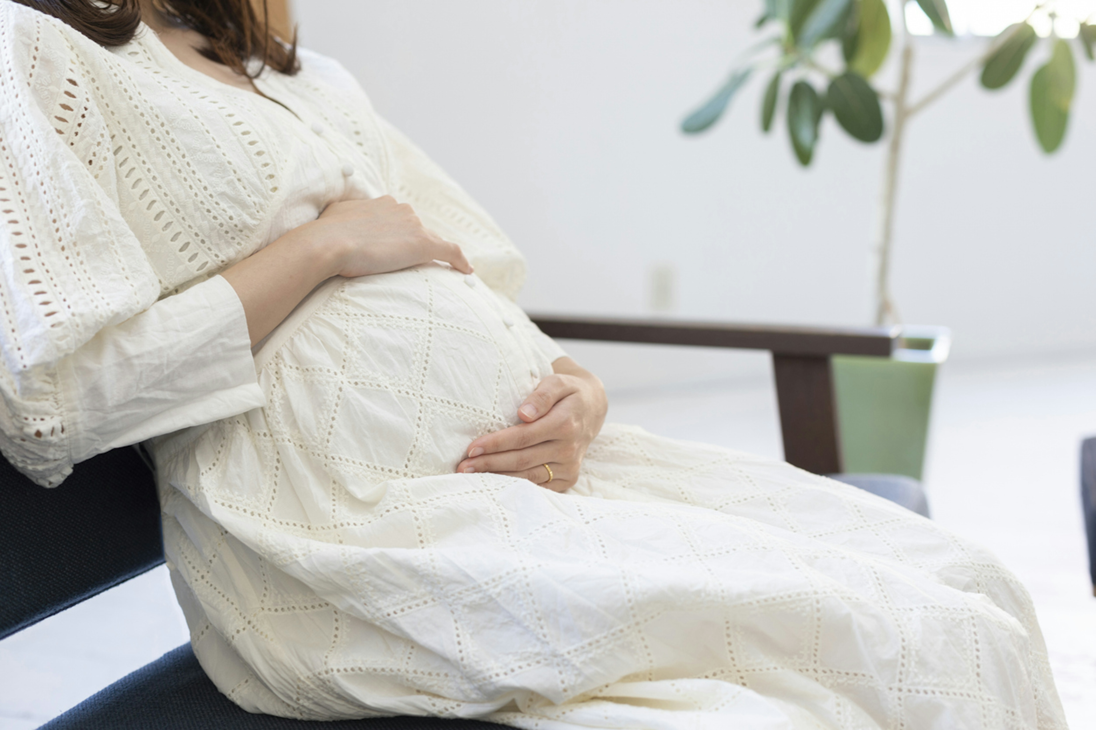 妊娠中期はなぜ安定期？母体と胎児の変化や注意点を解説