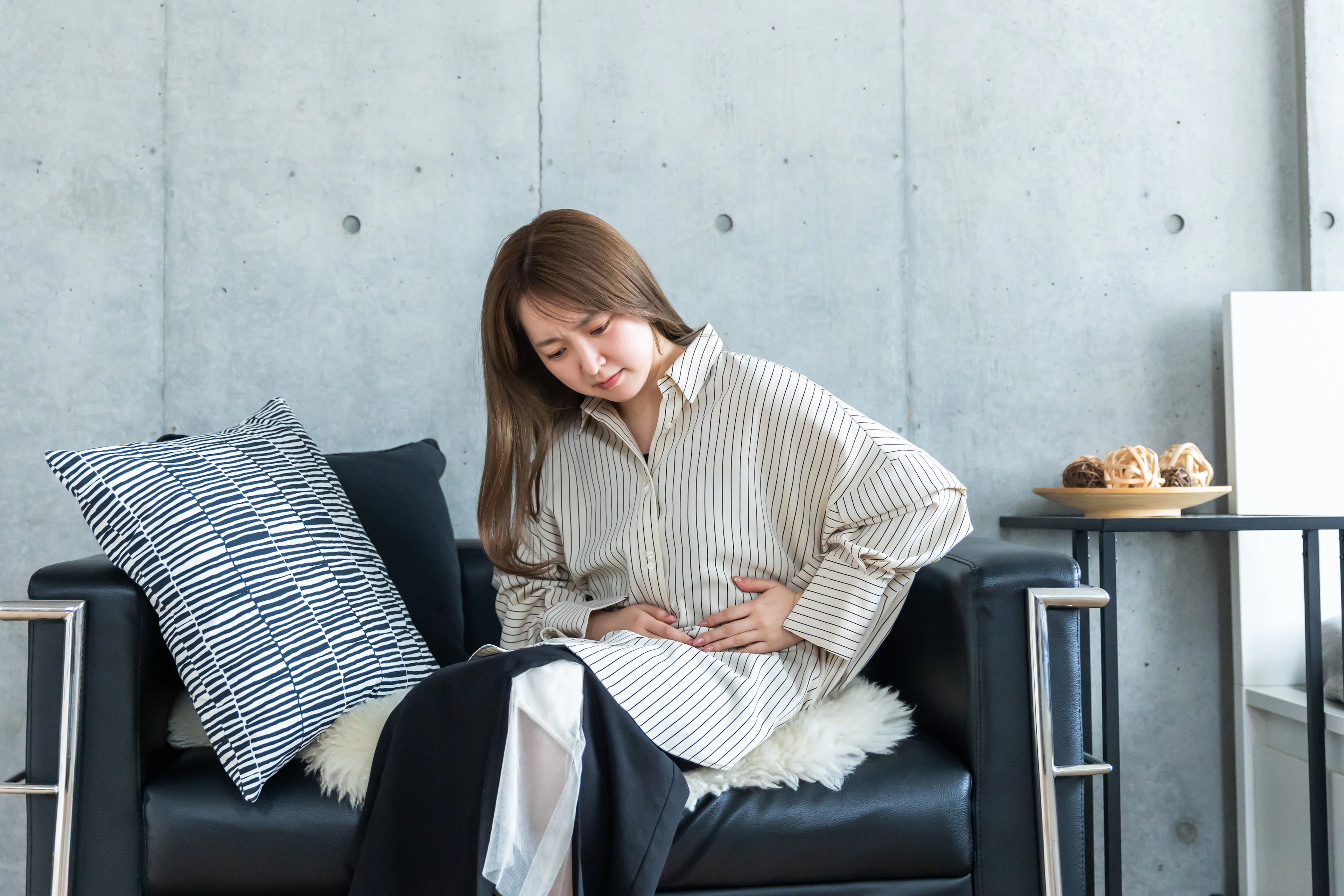 妊娠初期と生理前の症状は似ている？違いや見分け方を徹底解説